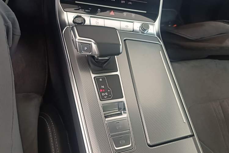Used Audi A6L 2024 45 TFSI Prestige Dynamic Edition Gear Lever