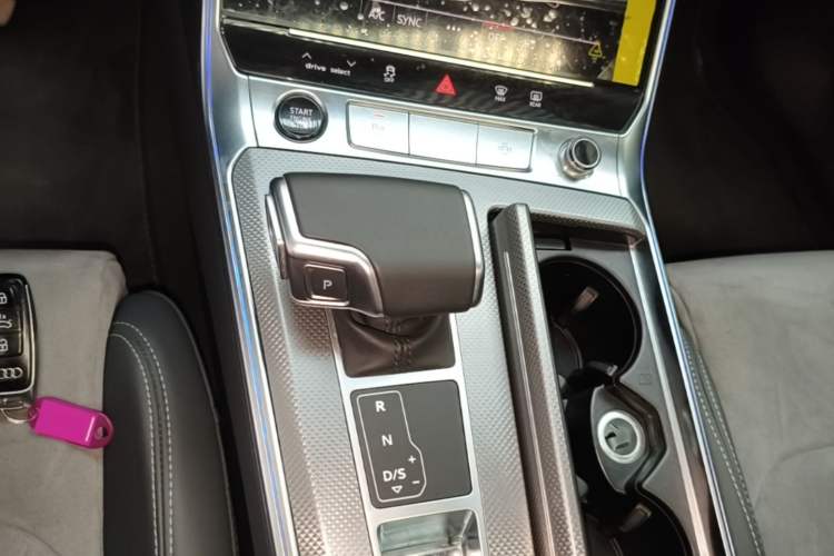 Used Audi A6L 2024 40 TFSI Luxury Dynamic Edition Gear Lever