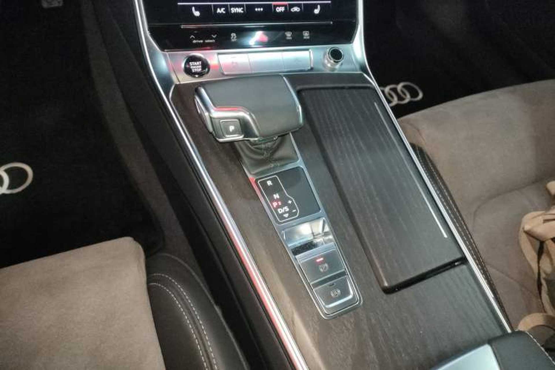 Used Audi A6L 2024 45 TFSI quattro Prestige Dynamic Edition Gear Lever