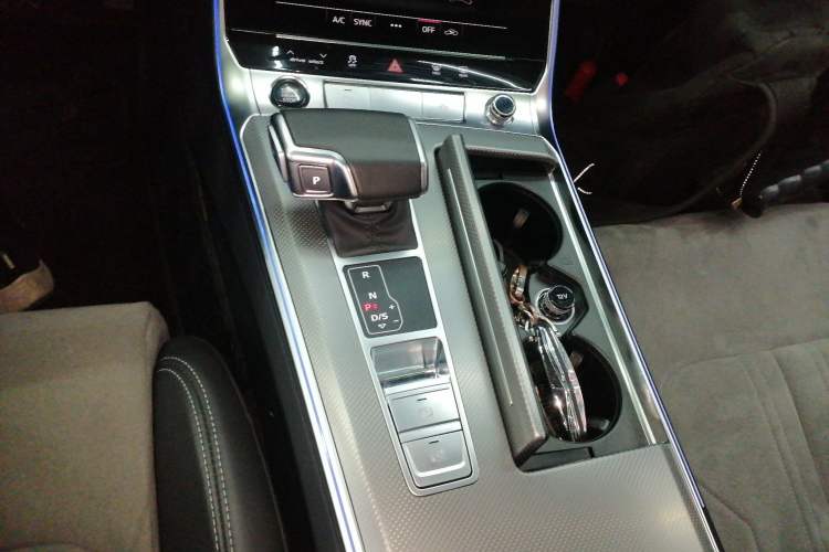 Used Audi A6L 2024 45 TFSI Prestige Dynamic Edition Gear Lever
