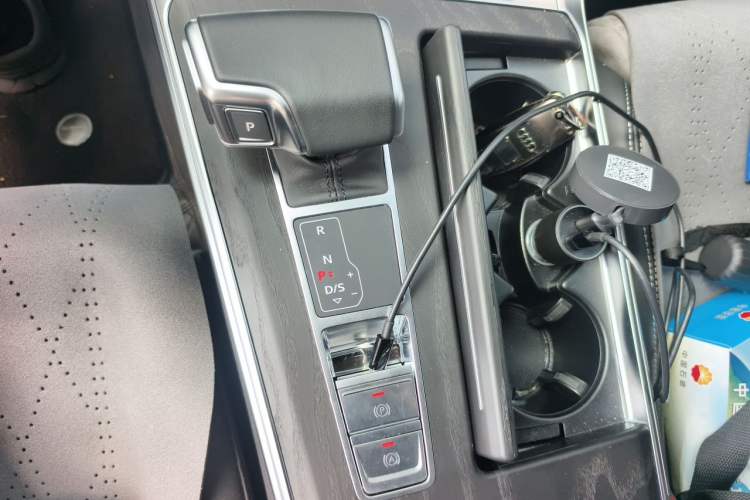 Used Audi A6L 2024 45 TFSI quattro Prestige Dynamic Edition Gear Lever