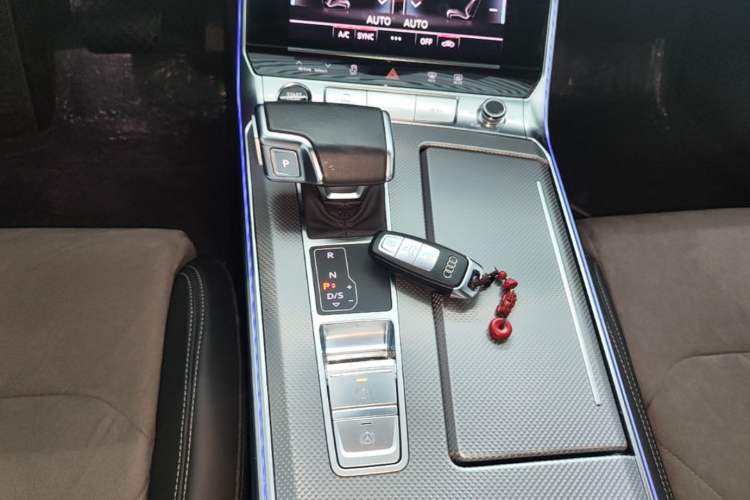 Used Audi A6L 2024 45 TFSI Prestige Dynamic Edition Gear Lever