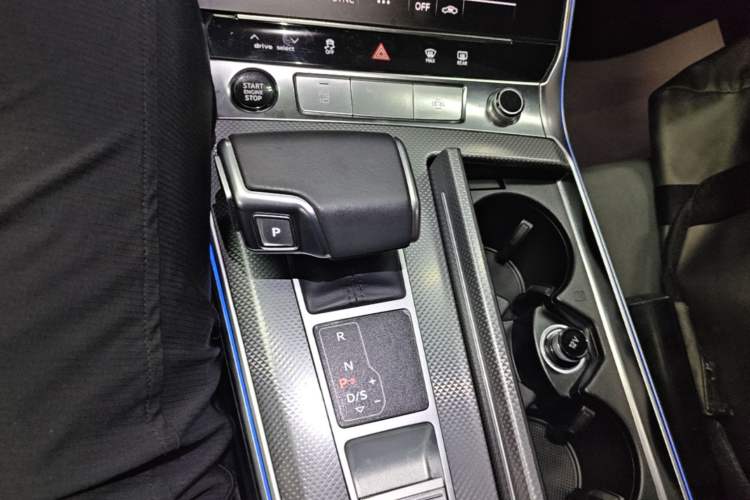 Used Audi A6L 2024 45 TFSI Prestige Dynamic Edition Gear Lever