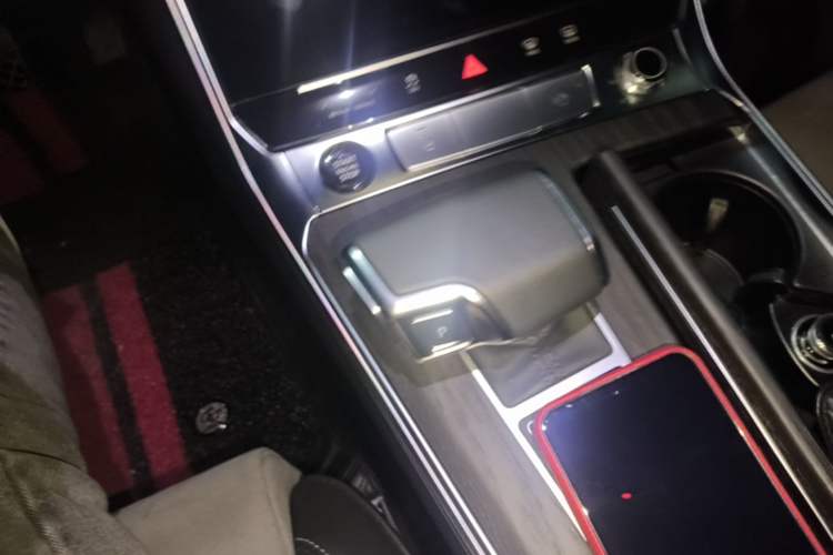 Used Audi A6L 2024 45 TFSI quattro Prestige Dynamic Edition Gear Lever