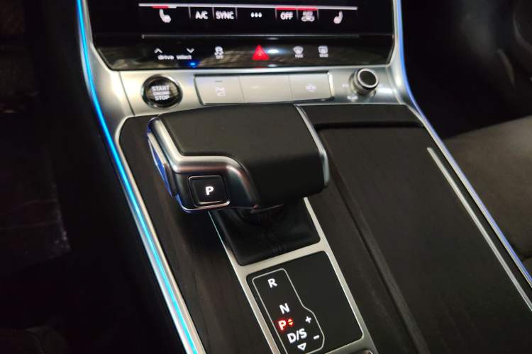 Used Audi A6L 2024 45 TFSI quattro Prestige Dynamic Edition Gear Lever