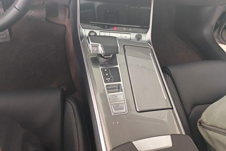Used Audi A6L 2024 45 TFSI Prestige Elegant Edition Gear Lever