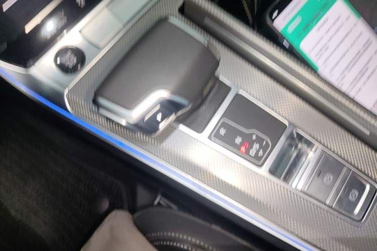 Used Audi A6L 2024 45 TFSI Prestige Dynamic Edition Gear Lever