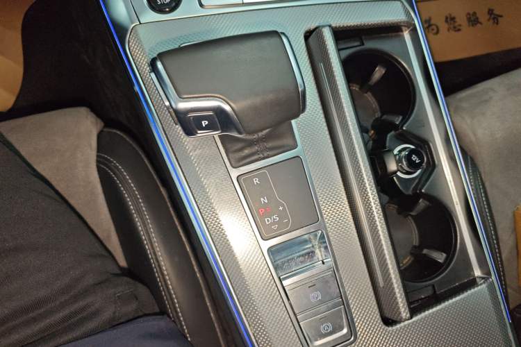 Used Audi A6L 2024 45 TFSI Prestige Dynamic Edition Gear Lever