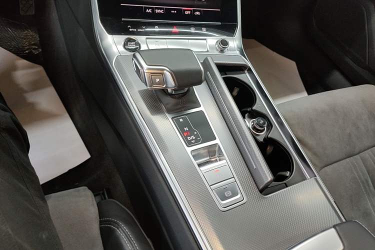 Used Audi A6L 2024 45 TFSI Prestige Dynamic Edition Gear Lever