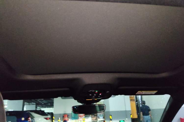 Used Audi A6L 2024 55 TFSI quattro Prestige Dynamic Edition Headliner