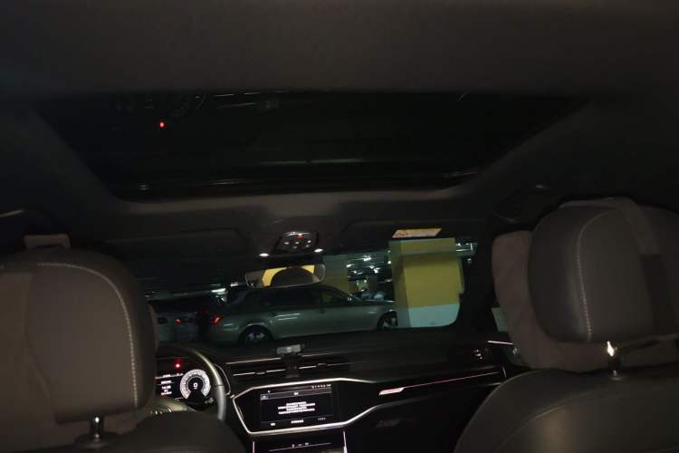 Used Audi A6L 2024 45 TFSI quattro Prestige Dynamic Edition Headliner