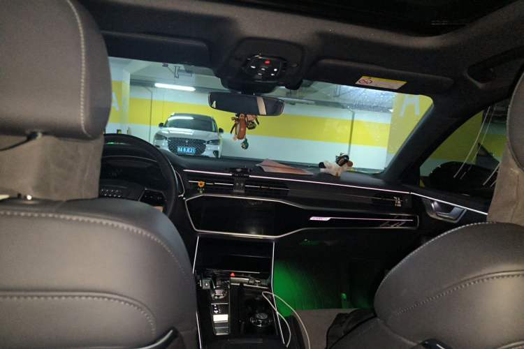 Used Audi A6L 2024 45 TFSI quattro Prestige Dynamic Edition Headliner