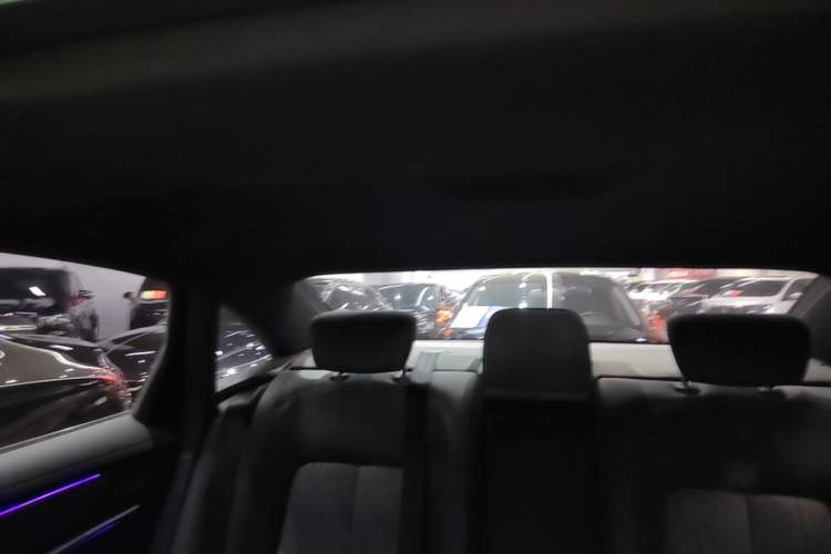 Used Audi A6L 2024 40 TFSI Luxury Dynamic Edition Headliner