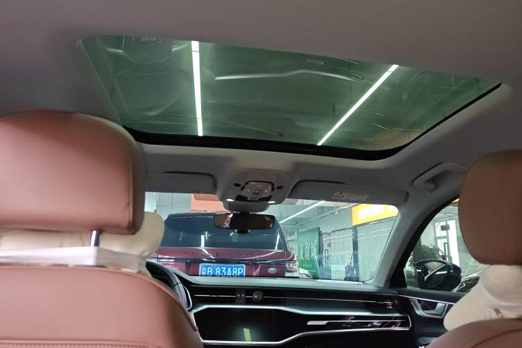 Used Audi A6L 2024 45 TFSI quattro Prestige Dynamic Edition Headliner
