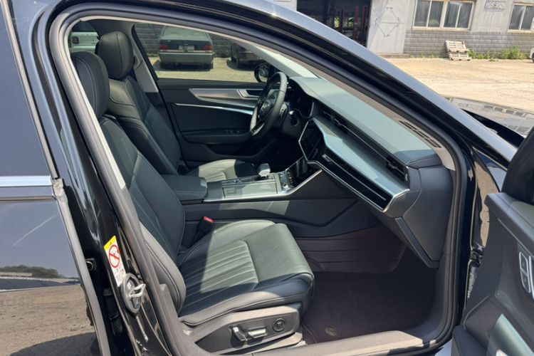 Used Audi A6L 2024 45 TFSI Prestige Elegant Edition Interior 1