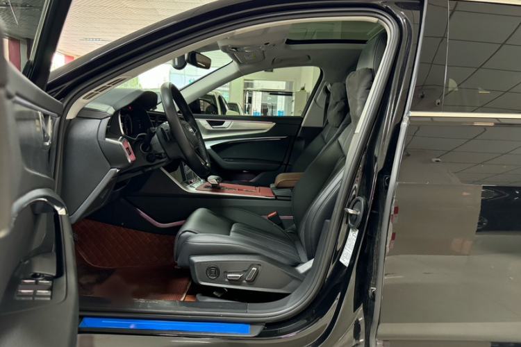 Used Audi A6L 2024 40 TFSI Luxury Prestige Edition Interior 1