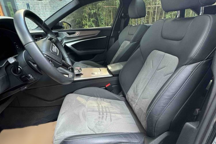 Used Audi A6L 2024 40 TFSI Luxury Dynamic Edition Interior 1