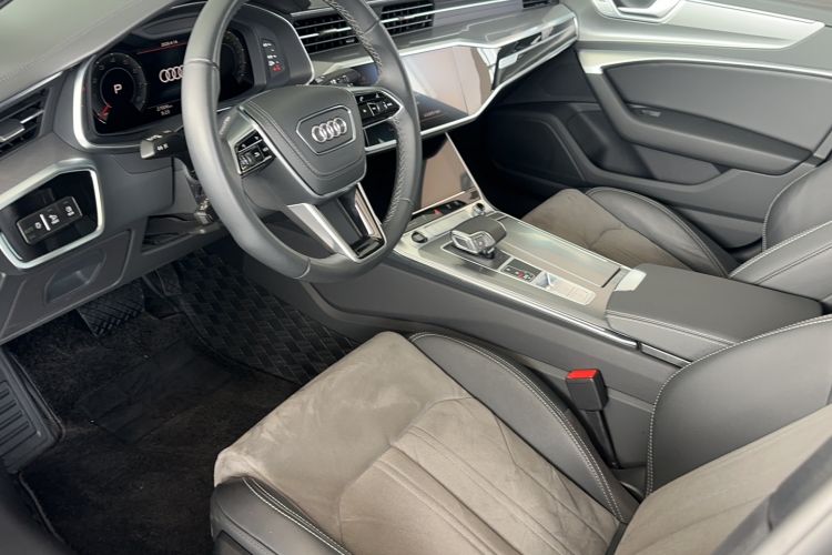 Used Audi A6L 2024 40 TFSI Luxury Dynamic Edition Interior 1