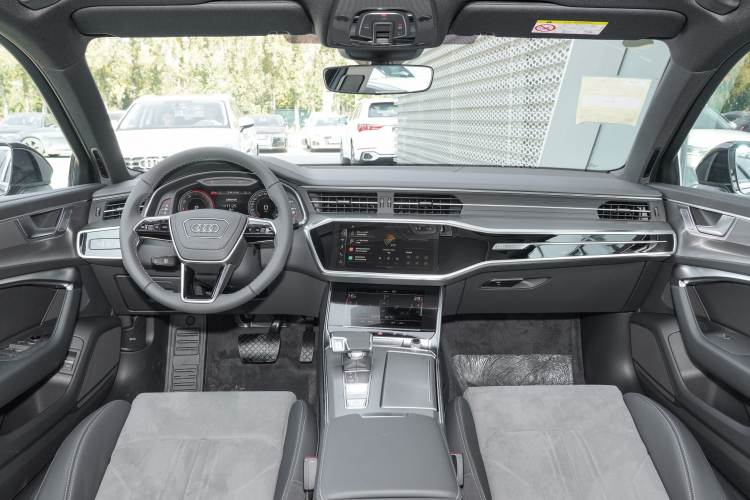 Used Audi A6L 2024 40 TFSI Luxury Dynamic Edition Interior 1