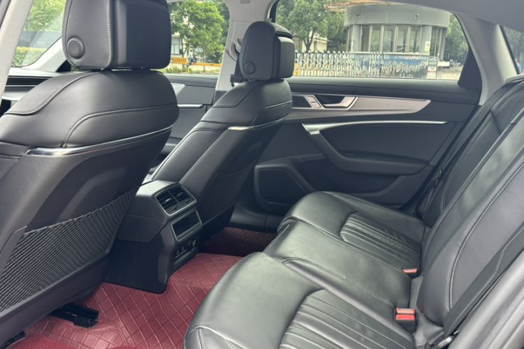 Used Audi A6L 2024 40 TFSI Luxury Prestige Edition Interior 2