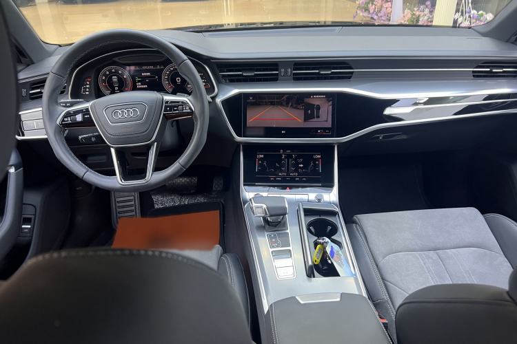 Used Audi A6L 2024 45 TFSI Prestige Dynamic Edition Interior 2