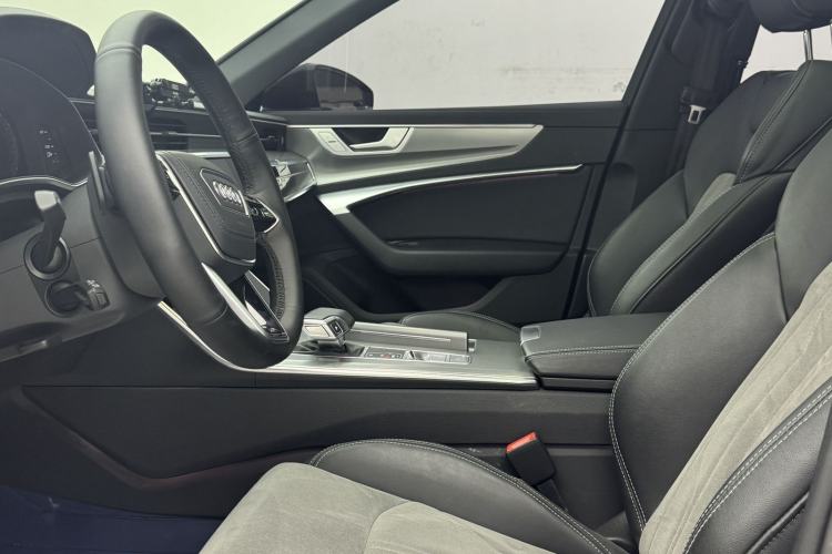 Used Audi A6L 2024 45 TFSI Prestige Dynamic Edition Interior 3