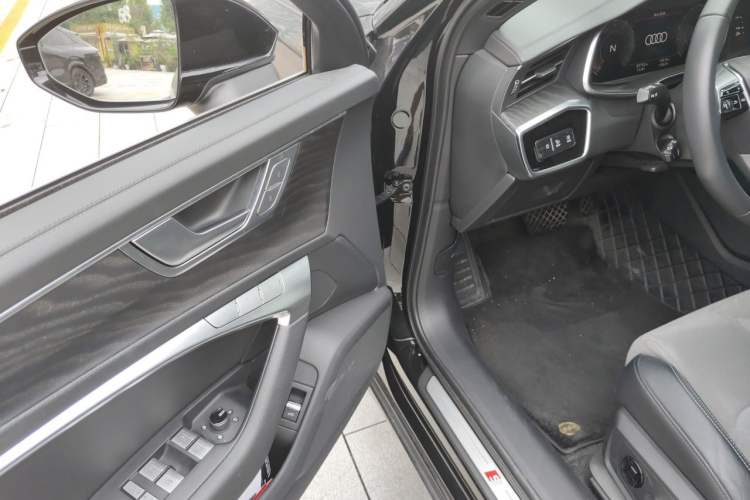 Used Audi A6L 2024 45 TFSI quattro Prestige Dynamic Edition Interior 3