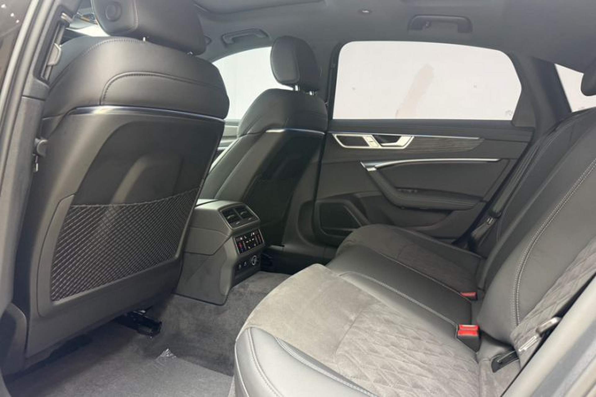 Used Audi A6L 2024 45 TFSI quattro Prestige Dynamic Edition Interior 3