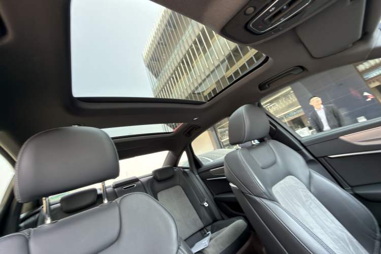 Used Audi A6L 2024 45 TFSI Prestige Dynamic Edition Interior 3