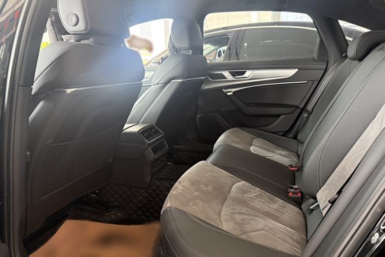 Used Audi A6L 2024 40 TFSI Luxury Dynamic Edition Interior 3