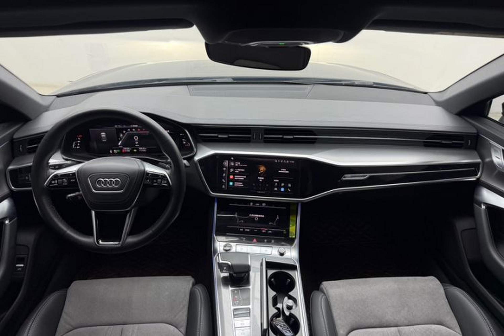 Used Audi A6L 2024 40 TFSI Luxury Dynamic Edition Interior 3