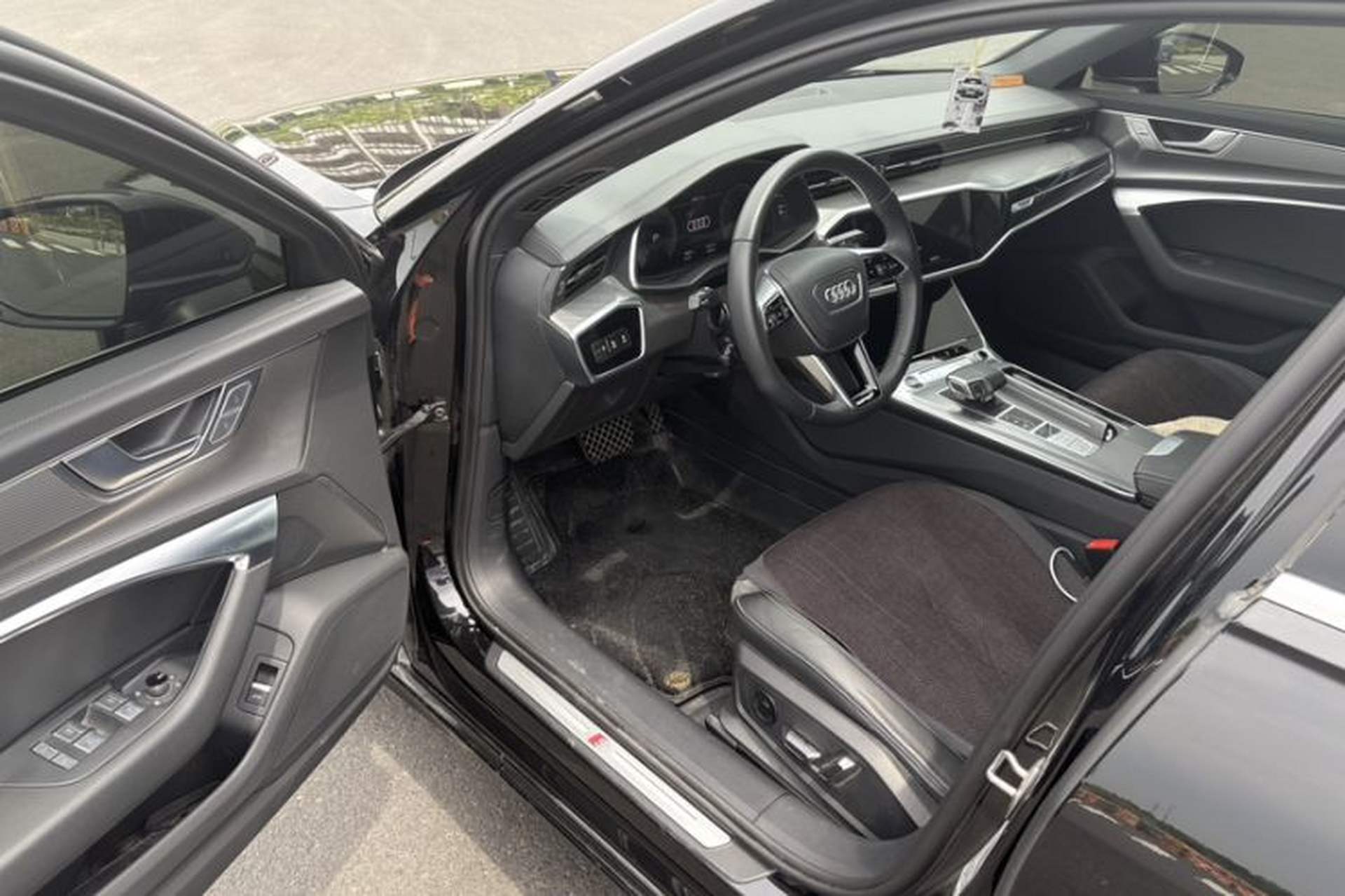 Used Audi A6L 2024 45 TFSI Prestige Dynamic Edition Interior 4