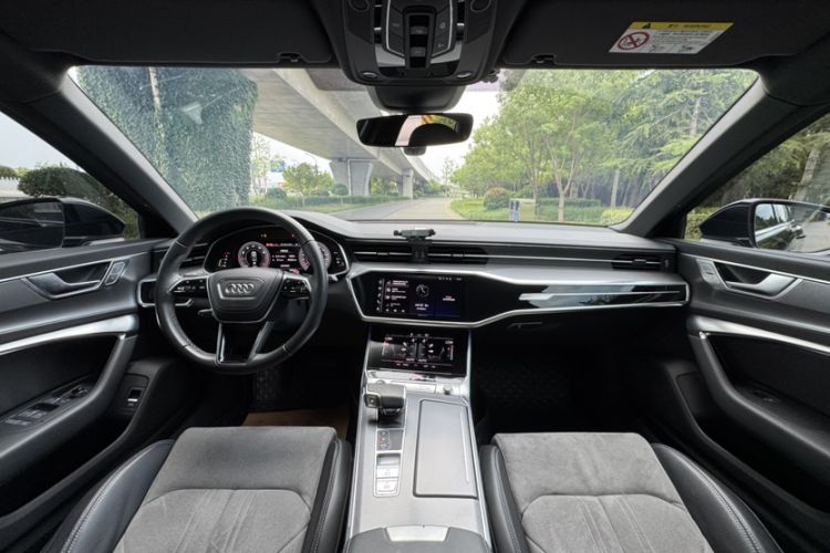 Used Audi A6L 2024 45 TFSI Prestige Dynamic Edition Interior 4