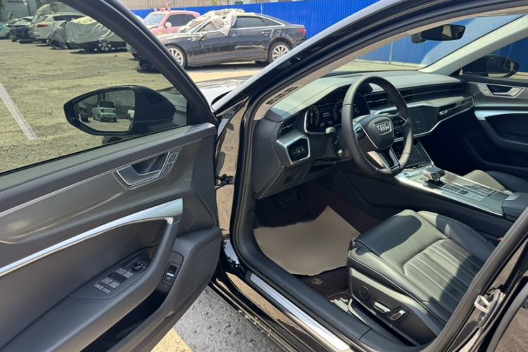 Used Audi A6L 2024 45 TFSI Prestige Elegant Edition Interior 5