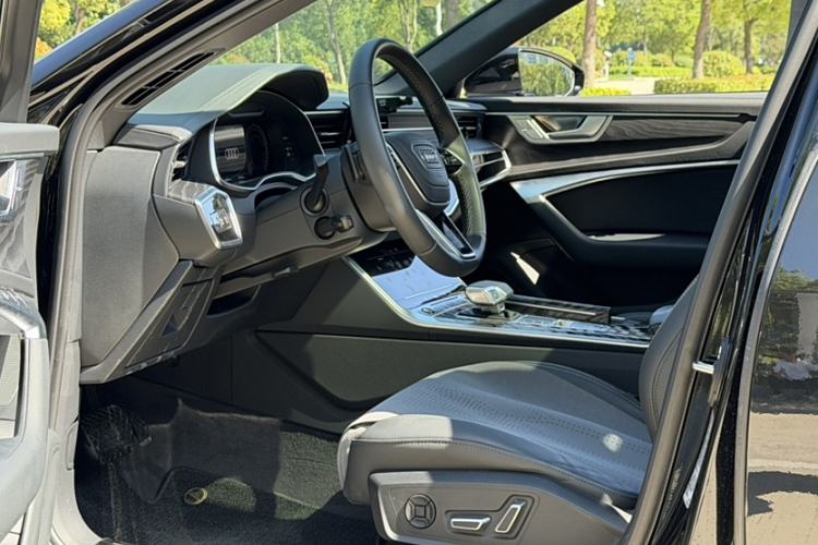 Used Audi A6L 2024 45 TFSI quattro Prestige Dynamic Edition Interior 5