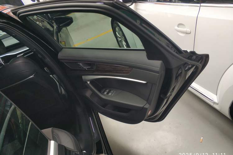 Used Audi A6L 2024 45 TFSI quattro Prestige Dynamic Edition Interior 6