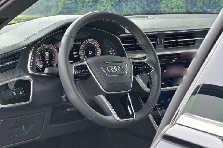 Used Audi A6L 2024 40 TFSI Luxury Dynamic Edition Interior 6