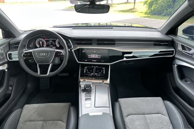 Used Audi A6L 2024 40 TFSI Luxury Dynamic Edition Interior 7