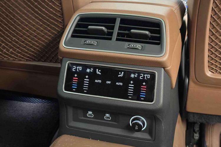 Used Audi A6L 2024 45 TFSI Prestige Dynamic Edition Interior 9