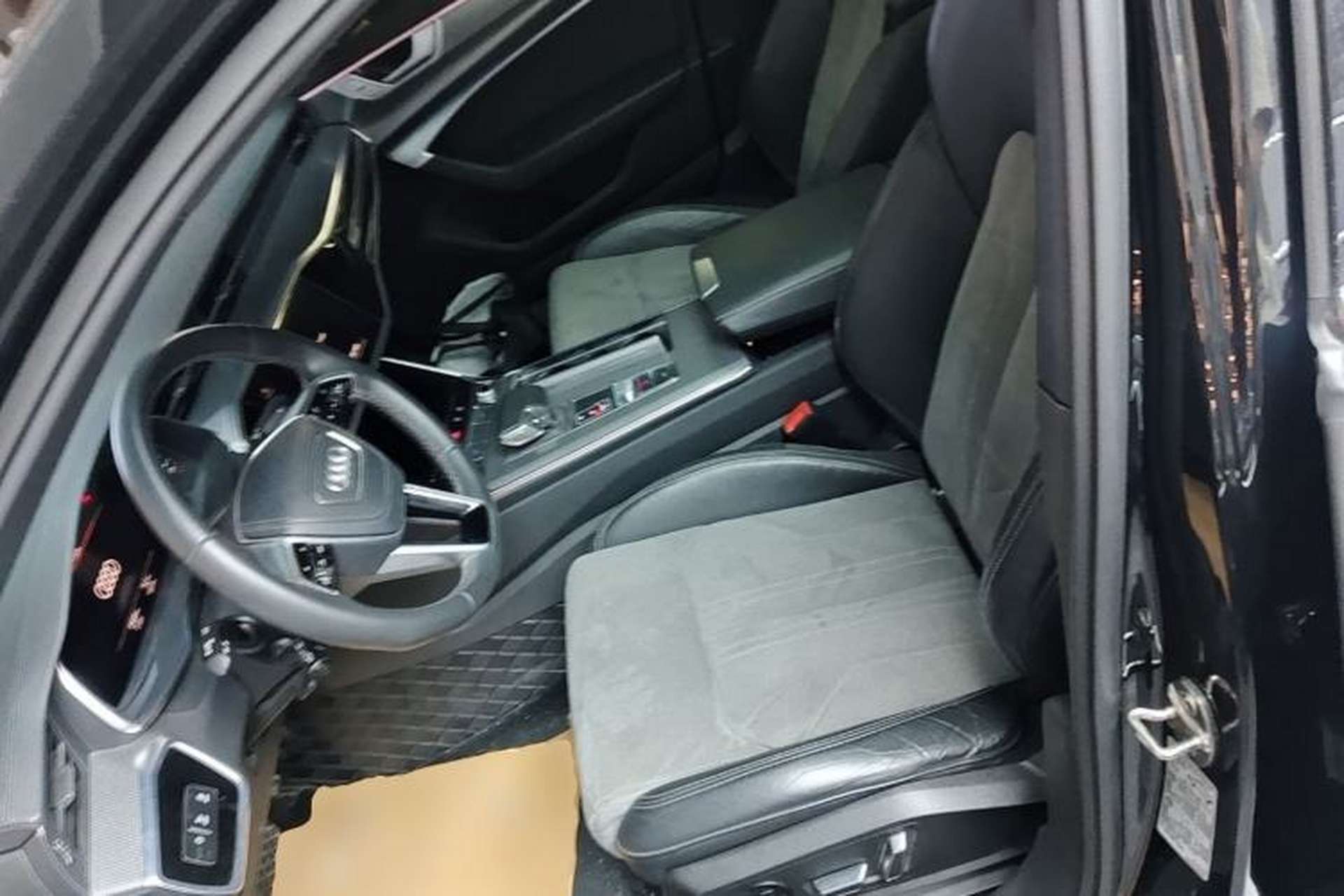 Used Audi A6L 2024 45 TFSI Prestige Dynamic Edition Left Front Seat
