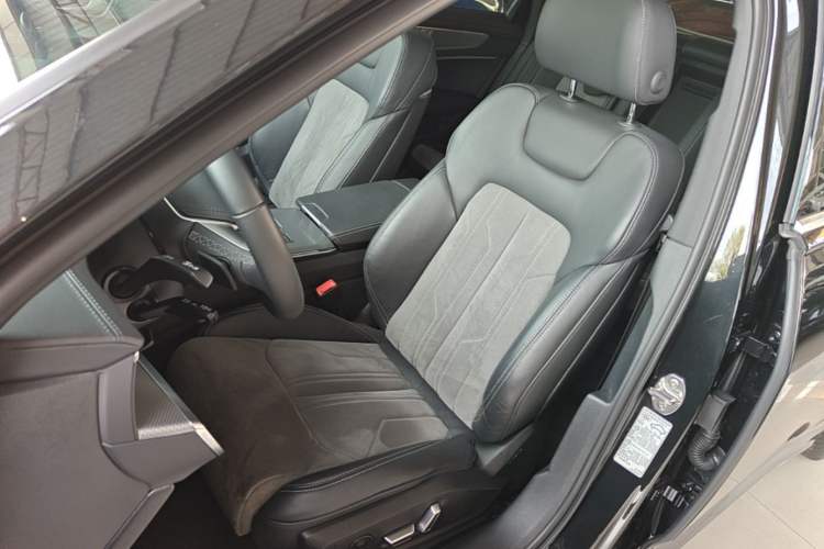 Used Audi A6L 2024 45 TFSI Prestige Dynamic Edition Left Front Seat