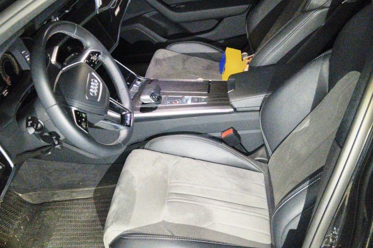 Used Audi A6L 2024 45 TFSI quattro Prestige Dynamic Edition Left Front Seat