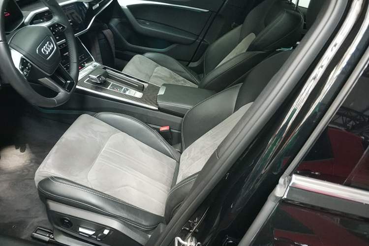 Used Audi A6L 2024 45 TFSI quattro Prestige Dynamic Edition Left Front Seat