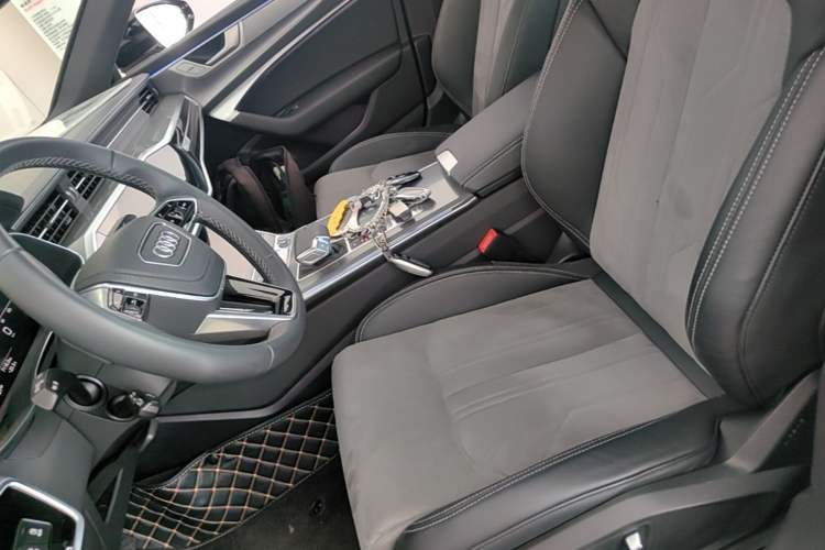 Used Audi A6L 2024 45 TFSI Prestige Dynamic Edition Left Front Seat