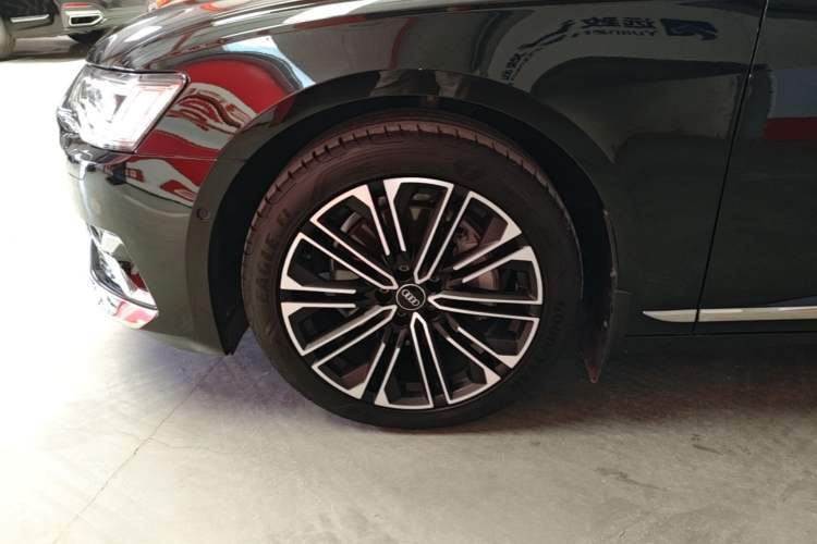 Used Audi A6L 2024 45 TFSI Prestige Elegant Edition Left Front Wheel Hub