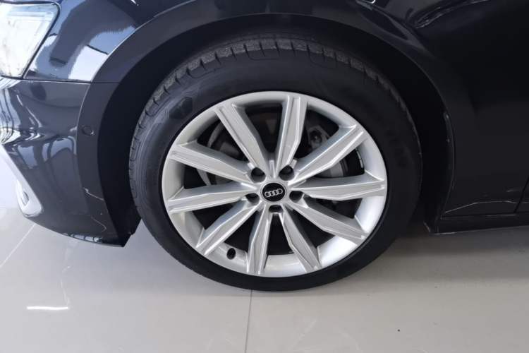 Used Audi A6L 2024 45 TFSI Prestige Dynamic Edition Left Front Wheel Hub