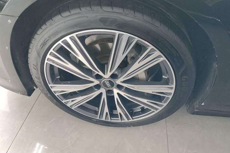 Used Audi A6L 2024 40 TFSI Luxury Dynamic Edition Left Front Wheel Hub