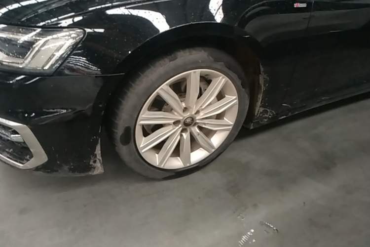 Used Audi A6L 2024 45 TFSI Prestige Dynamic Edition Left Front Wheel Hub