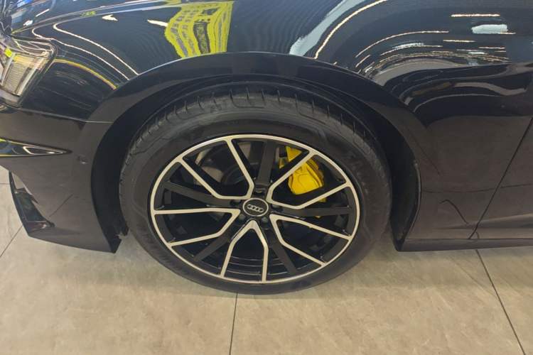 Used Audi A6L 2024 45 TFSI Prestige Dynamic Edition Left Front Wheel Hub