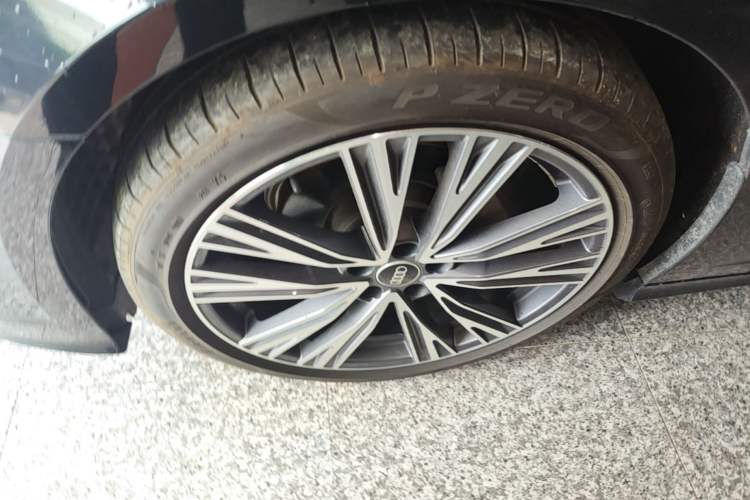 Used Audi A6L 2024 40 TFSI Luxury Dynamic Edition Left Front Wheel Hub